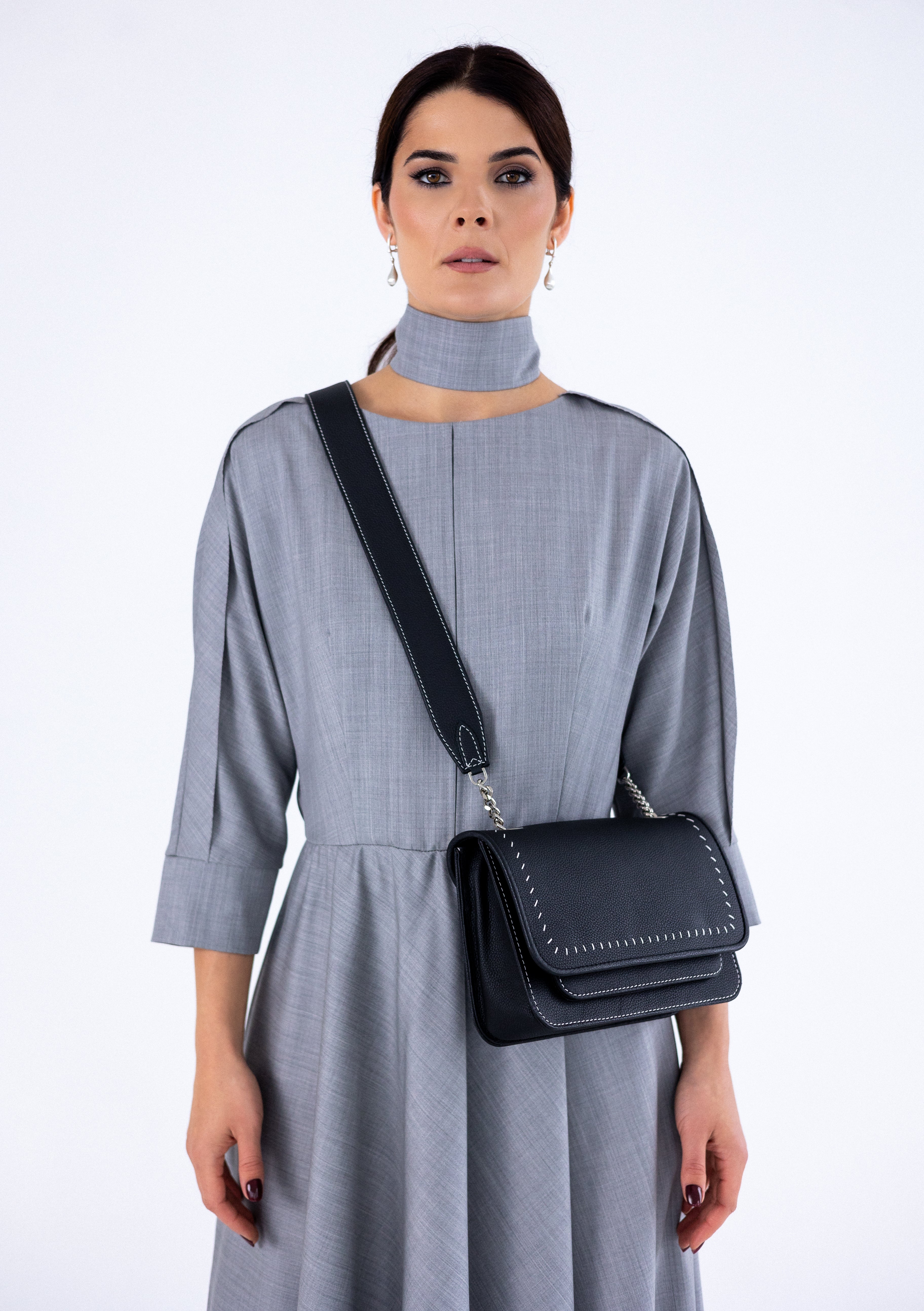 Midi Bag Black with Thread