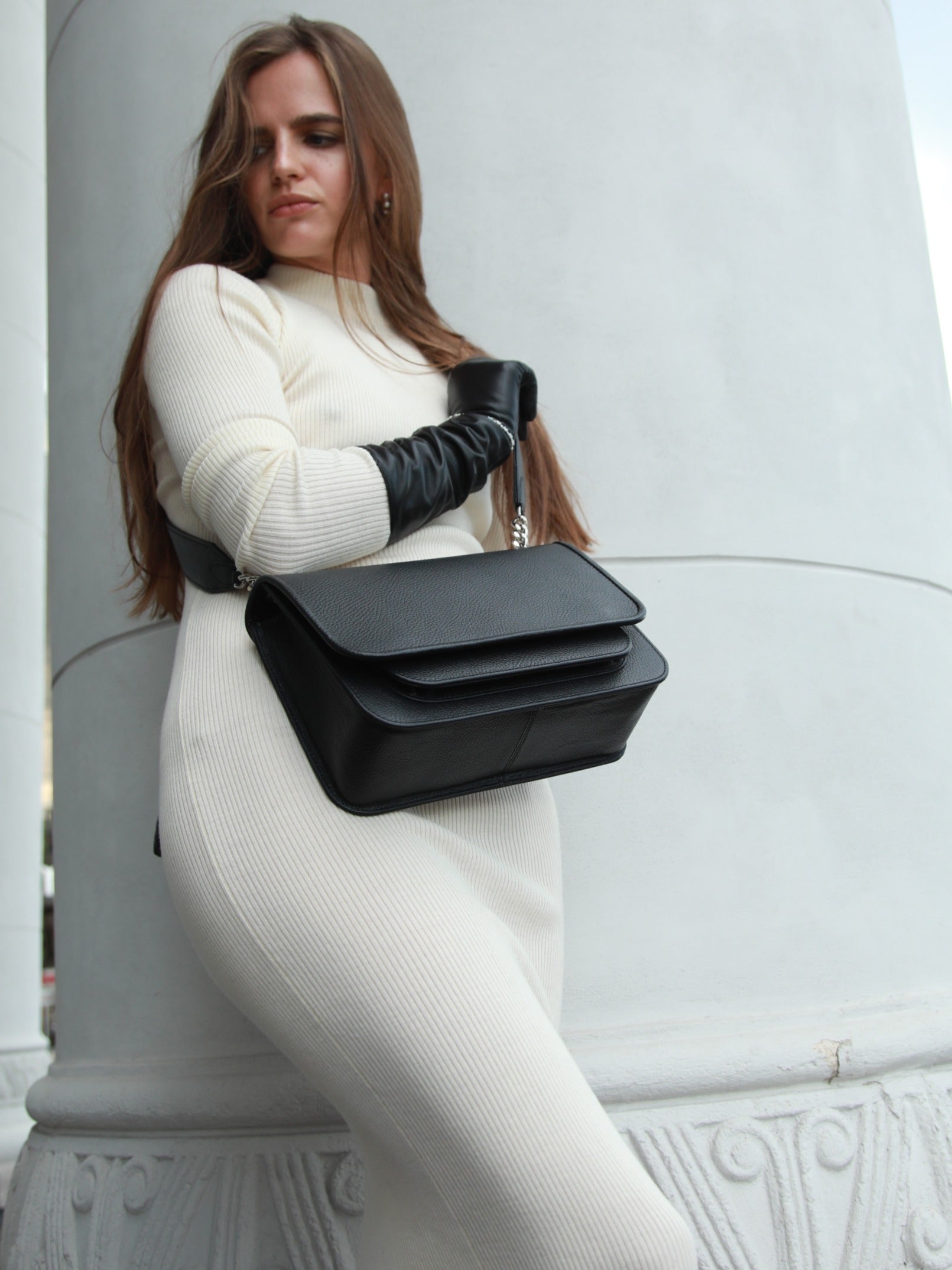 Classic Bag Black with Long Leather Handle