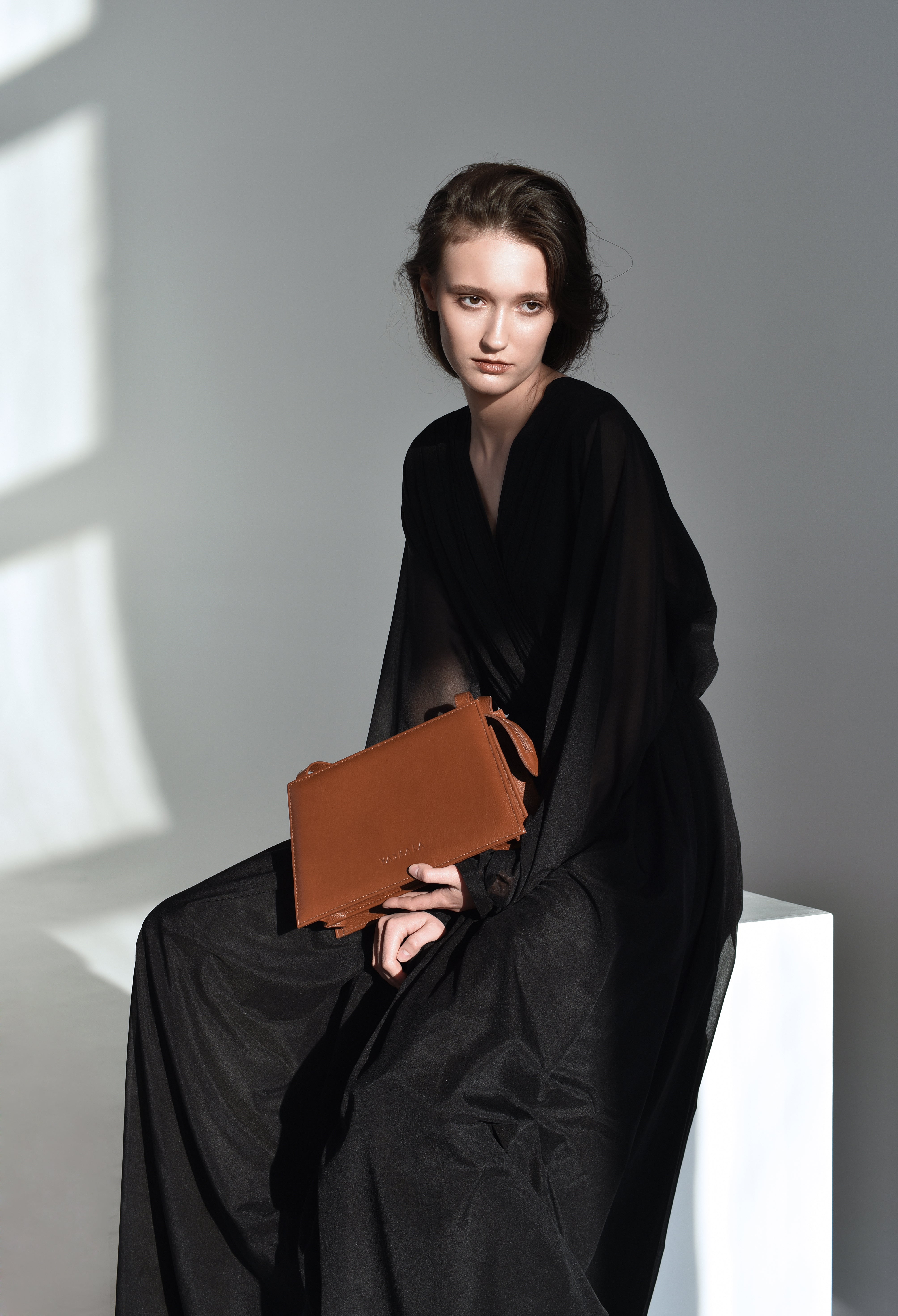 Trapeze Bag Brown