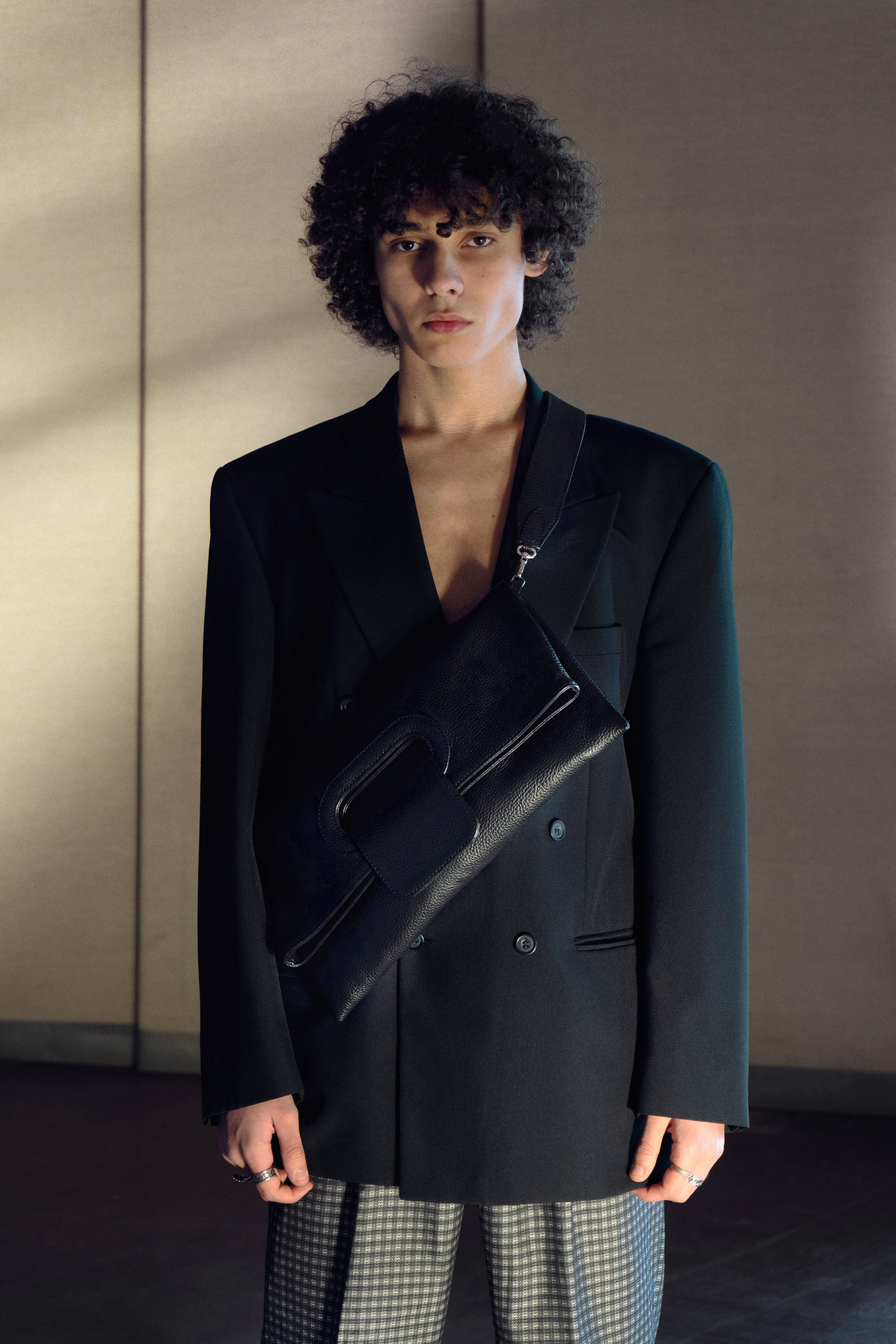 Black Pillow Bag